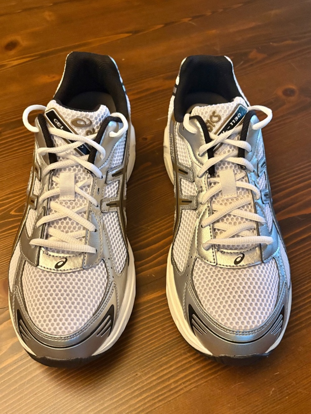 Asics Gel-1130 men's running shoe. - Picture 2 of 3